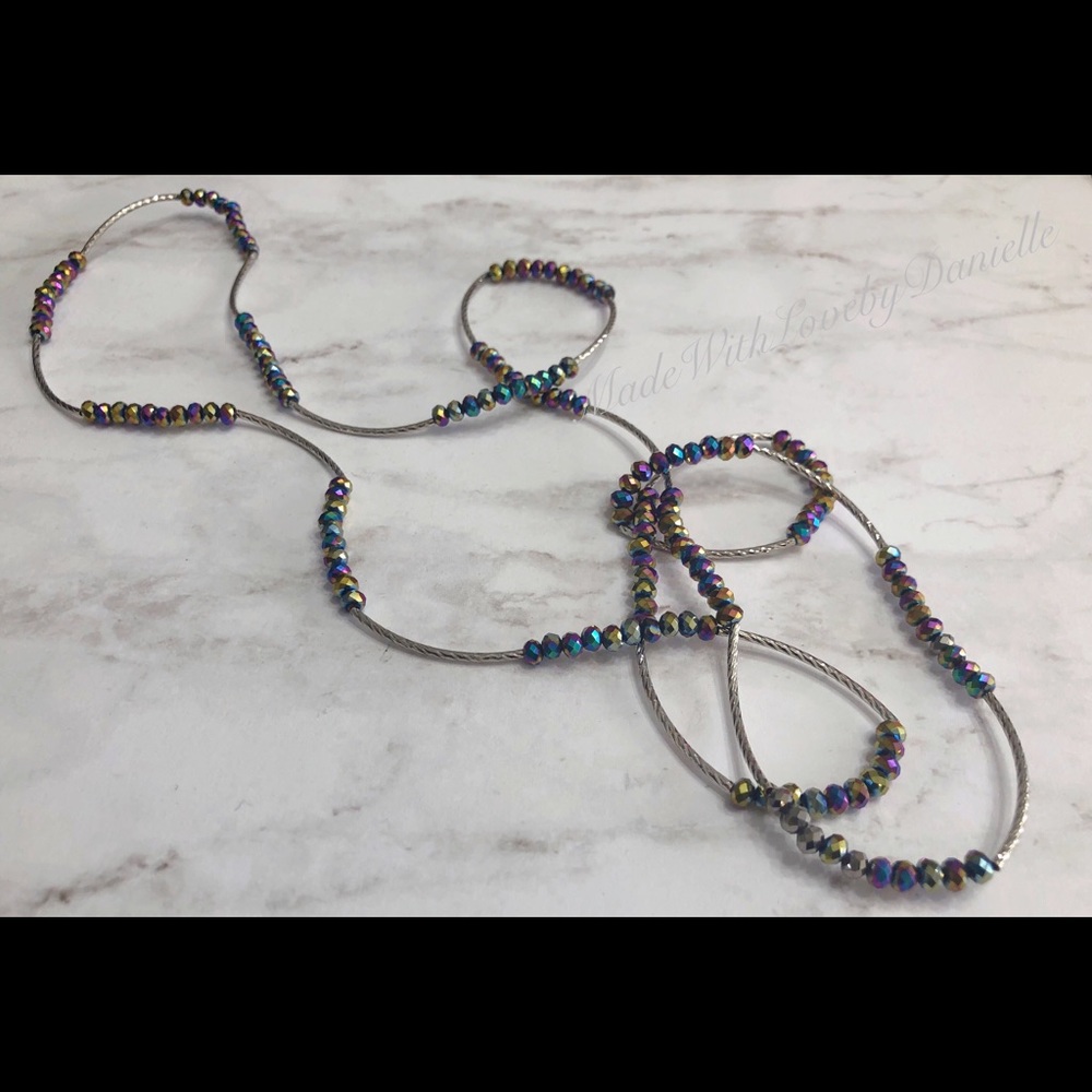 Necklace/bracelet